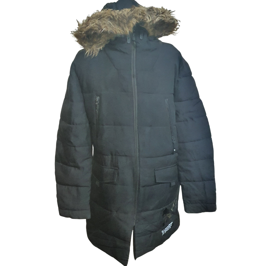 Pre-Owned Hooded Winter Jacket – Excellent Quality (Minor Fault)